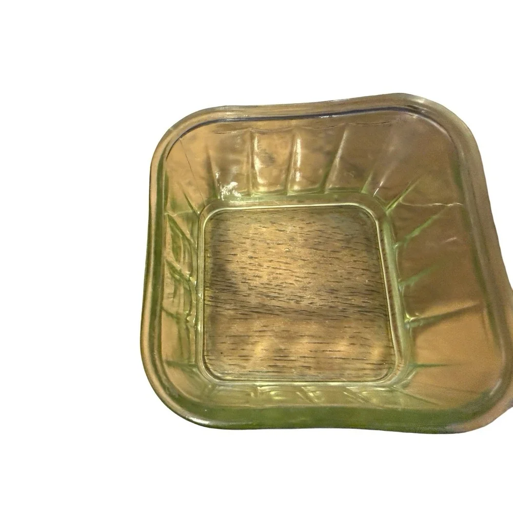 VTG BRIGHT! Uranium Glass Depression 4
